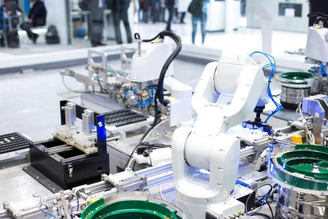 數(shù)控機床回轉工作臺 YRT950轉臺軸承國揚精機引領行業(yè)技術革新(圖3)